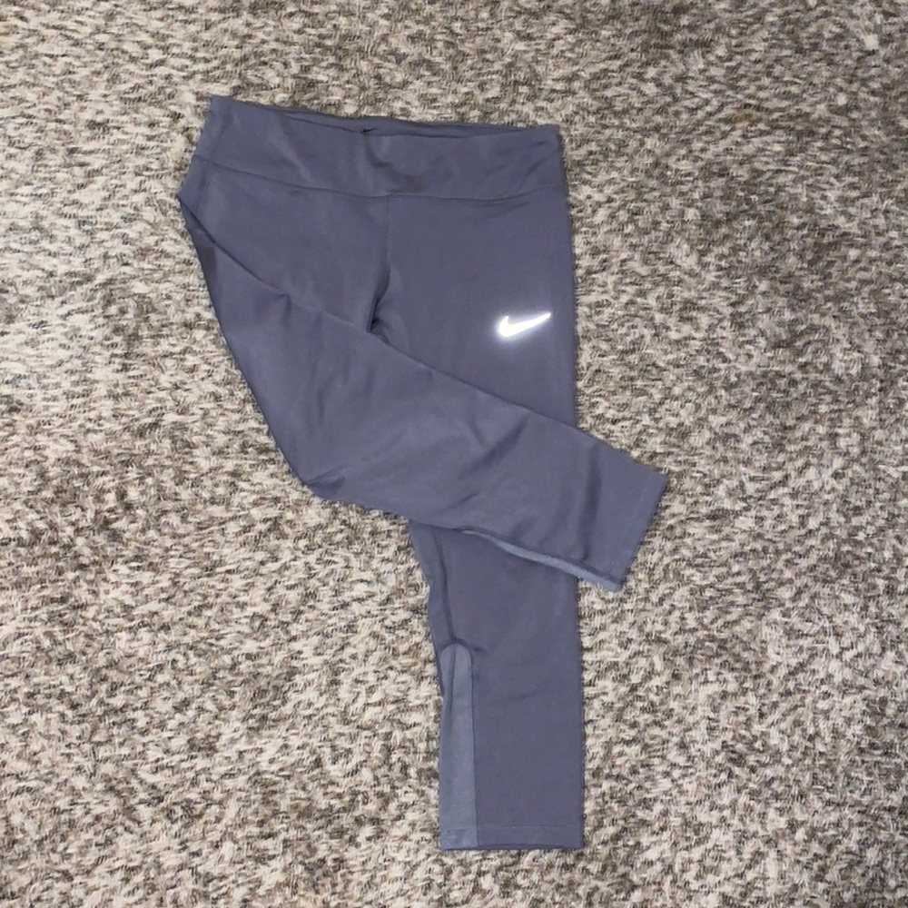 Grey Nike Capris